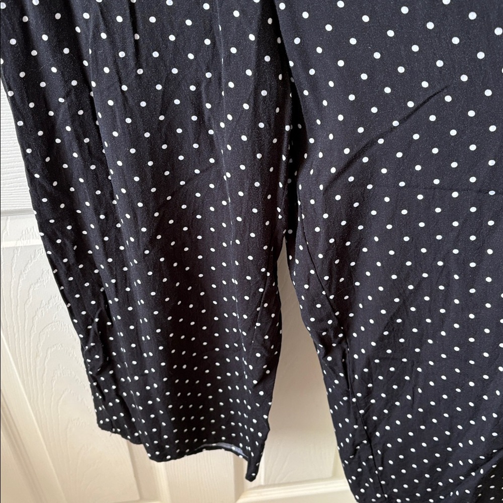 Old Navy Black Polka Dot Cropped Strap Jumpsuit - Picture 7 of 10